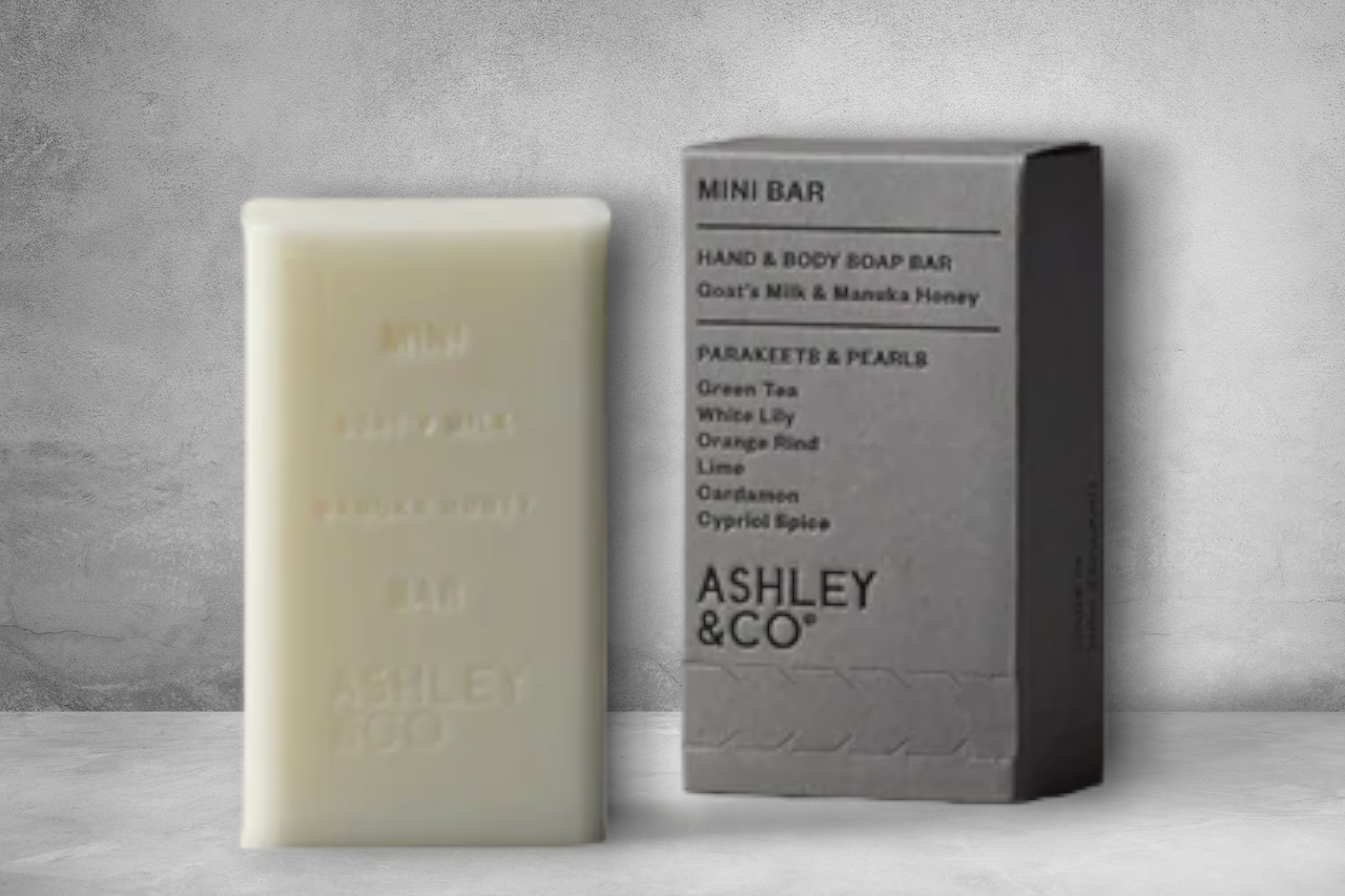 Ashley & Co parakeets & pearls mini bar soap